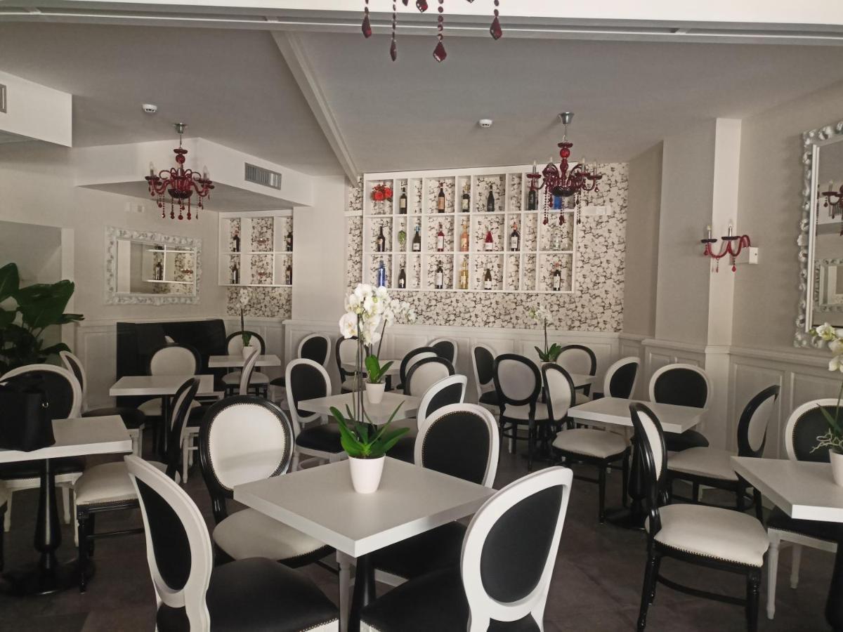 Hotel Mastrodattia 첼라노 외부 사진