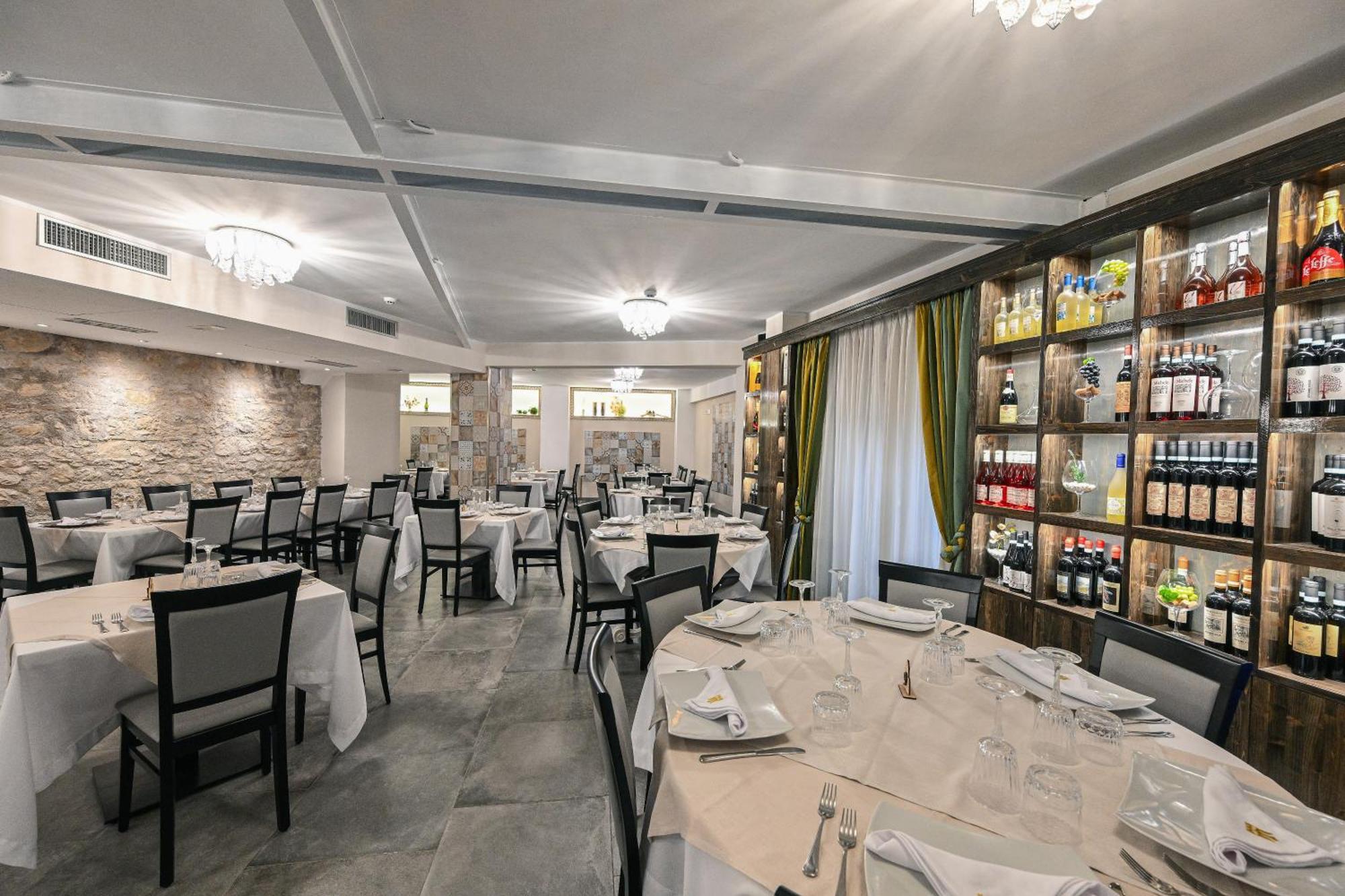 Hotel Mastrodattia 첼라노 외부 사진